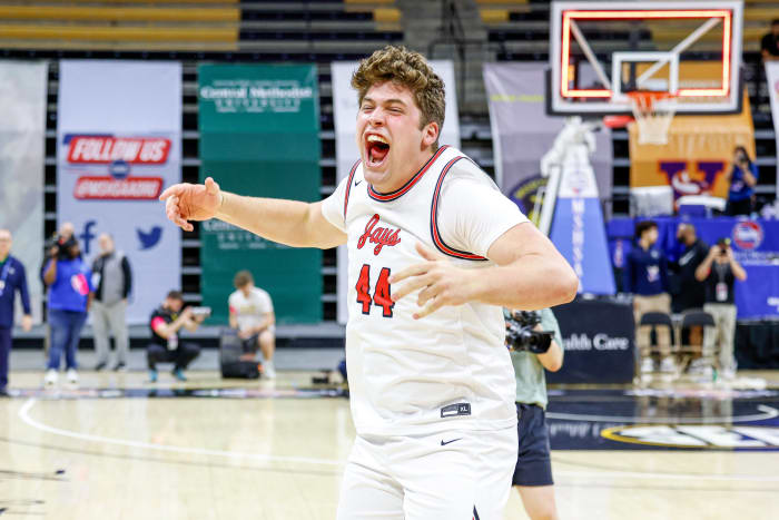 Jefferson City Vianney Missouri boys basketball March 13 2024 Nate Latsch 27005